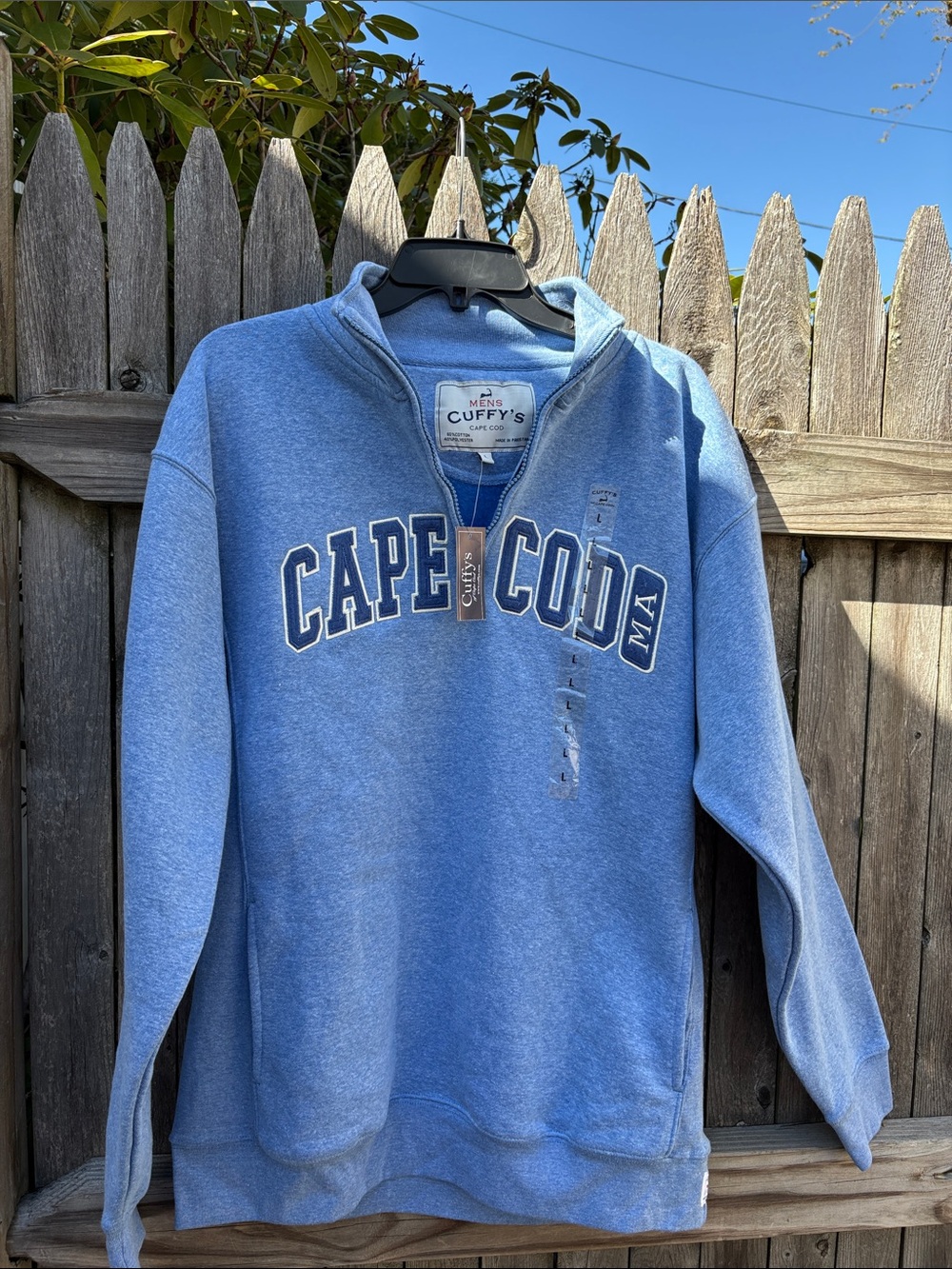 Cuffy’s Cape Cod large 1/4 zip. NWT!!